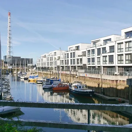 Marina 22 Ferienhaus *
